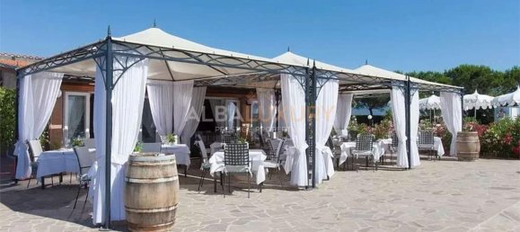 30 bedrooms Villa in Grosseto, Italy No. 442 9