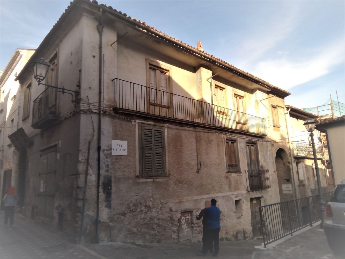 Casa de 12 habitaciónes en Tramutola, Italy No. 255338