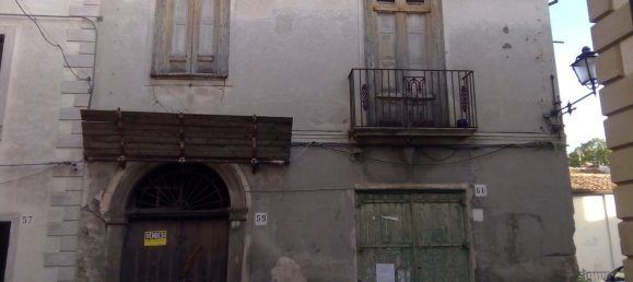 Casa de 12 habitaciónes en Tramutola, Italy No. 255338 3