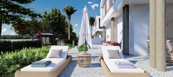 Propiedad comercial de 4 dormitorios en Paralimni, Cyprus No. 19048 11