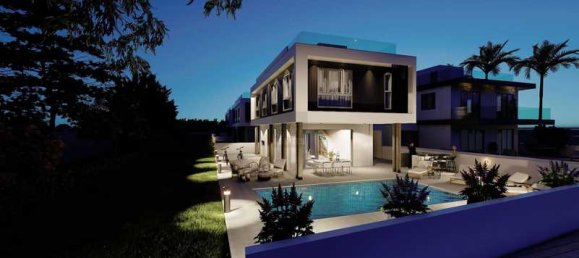 Propiedad comercial de 4 dormitorios en Paralimni, Cyprus No. 19048 16