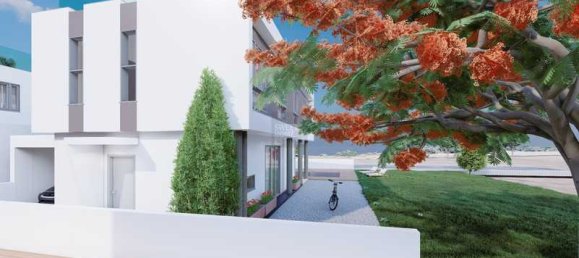 Propiedad comercial de 4 dormitorios en Paralimni, Cyprus No. 19048 13