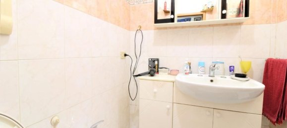 Apartamento de 2 dormitorios en Livorno, Italy No. 359115 13