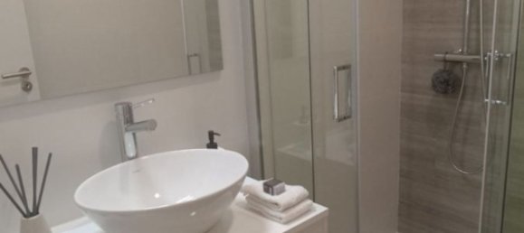 Apartamento de 2 dormitorios en Lisbon, Portugal No. 93058 19