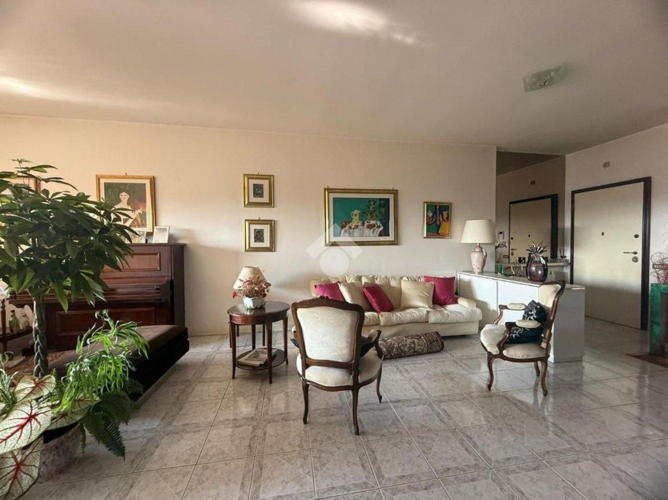 6 bedrooms Apartment in Colleferro, Italy No. 335053