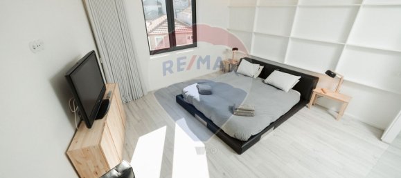 3 bedrooms House in Porto, Portugal No. 24221 11