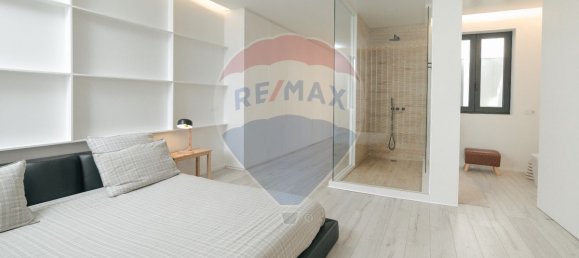 3 bedrooms House in Porto, Portugal No. 24221 12