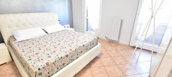 Apartamento de 2 dormitorios en Vignate, Italy No. 377101 9