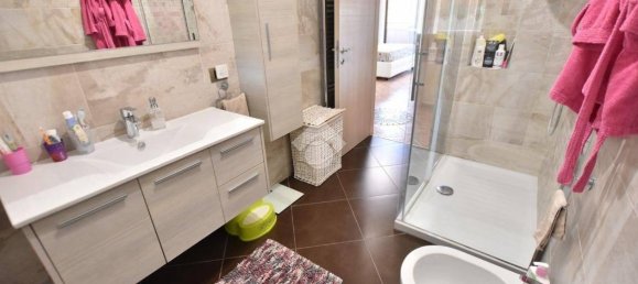 Apartamento de 2 dormitorios en Vignate, Italy No. 377101 12