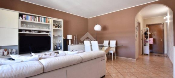 Apartamento de 2 dormitorios en Vignate, Italy No. 377101 13