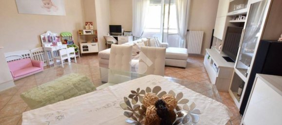 Apartamento de 2 dormitorios en Vignate, Italy No. 377101 14
