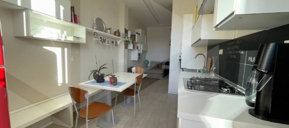 2 bedrooms Apartment in Bologna, Italy No. 34354 9