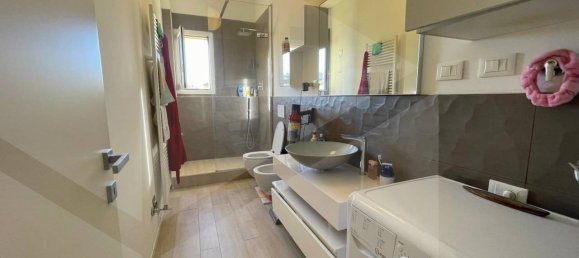 2 bedrooms Apartment in Bologna, Italy No. 34354 36