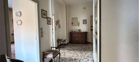 2 bedrooms Apartment in Novara, Italy No. 206873 9