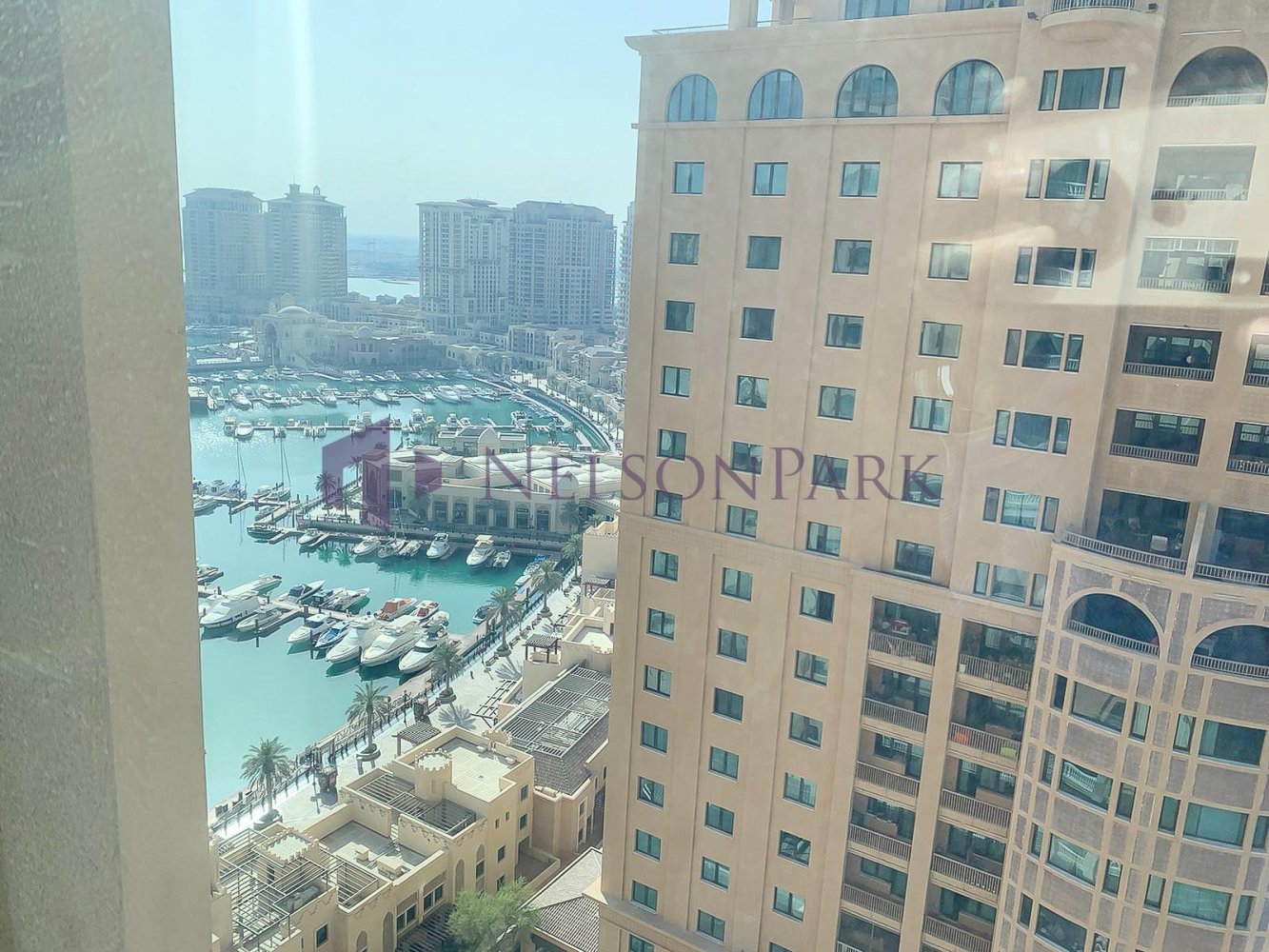 1 bedroom Apartment in Doha, Qatar No. 536