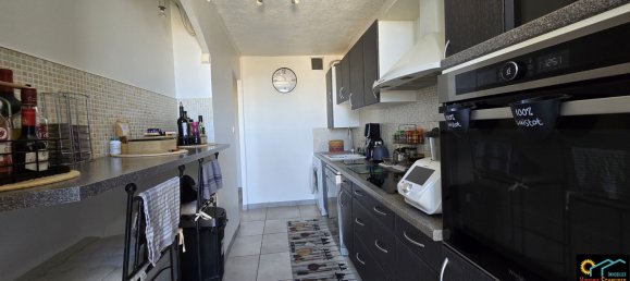 Квартира с 2 спальнями в Марсель, Франция № 349875 8