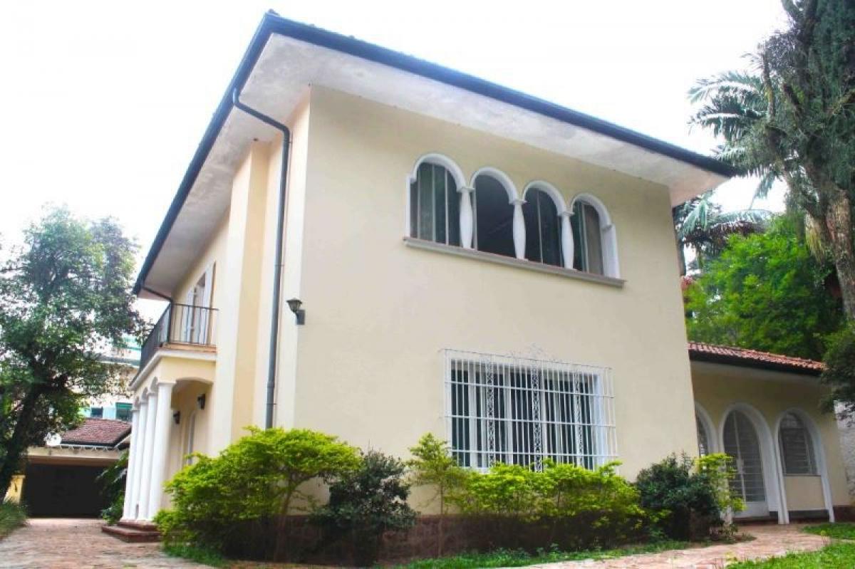 Casa de 4 dormitorios en Sao Paulo, Brazil No. 470889