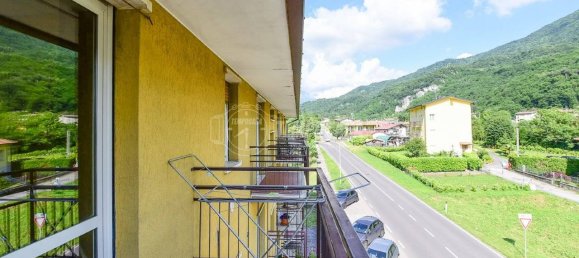 2 bedrooms Apartment in Valbrona, Italy No. 220371 7