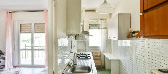 2 bedrooms Apartment in Valbrona, Italy No. 220371 4