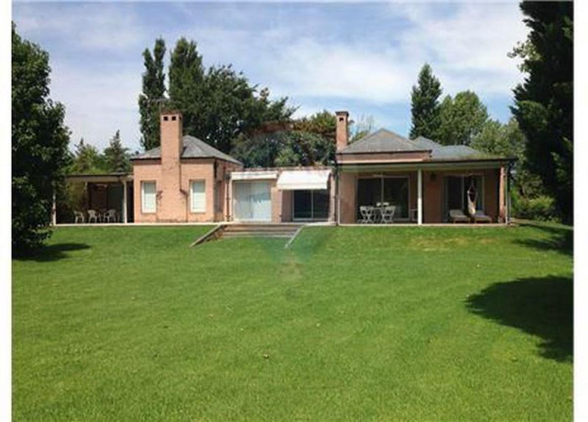 7 Schlafzimmer Haus in Ituzaingo, Argentina, Nr. 10187