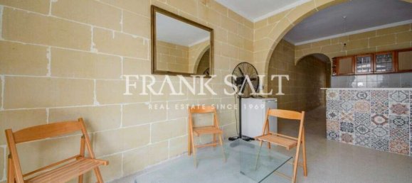 2 bedrooms Apartment in Marsalforn, Malta No. 1050 2