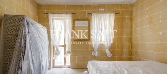 2 bedrooms Apartment in Marsalforn, Malta No. 1050 10