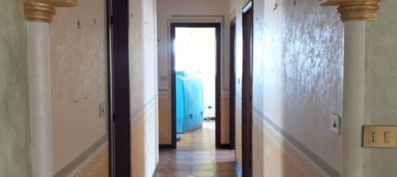 3 Schlafzimmer Wohnung in Palermo, Italy, Nr. 299270 2