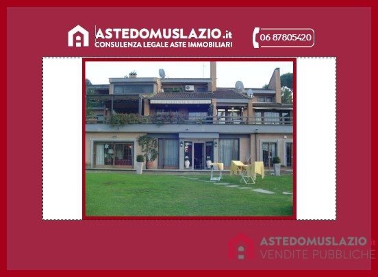 5 bedrooms Apartment in Rome, Italy No. 194527