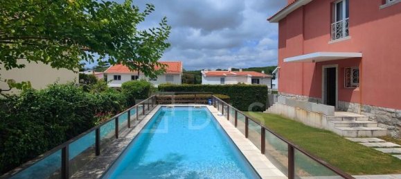6 bedrooms Villa in Lisbon, Portugal No. 129000 8