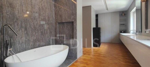 6 bedrooms Villa in Lisbon, Portugal No. 129000 37