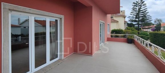 6 bedrooms Villa in Lisbon, Portugal No. 129000 19