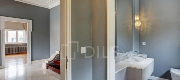 6 bedrooms Villa in Lisbon, Portugal No. 129000 27