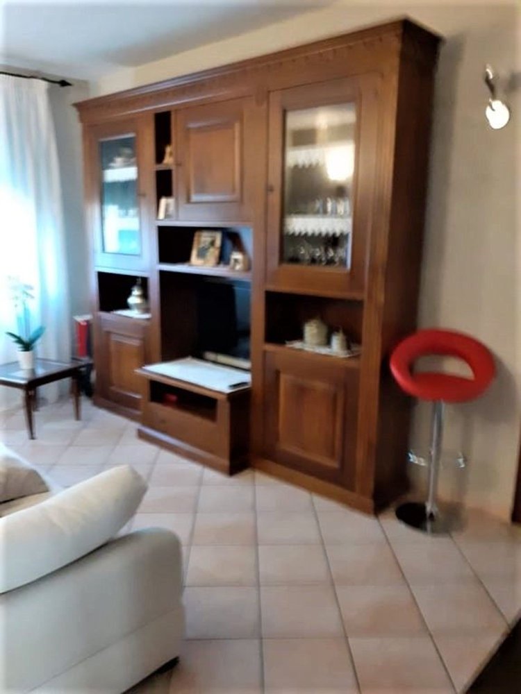 Apartamento de 4 habitaciónes en Taglio di Po, Italy No. 169579