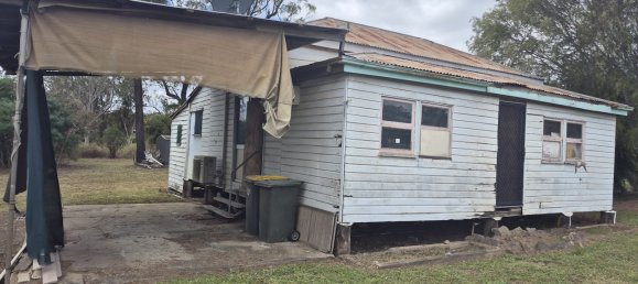 1 bedroom House in Mount Garnet, Australia No. 347 2