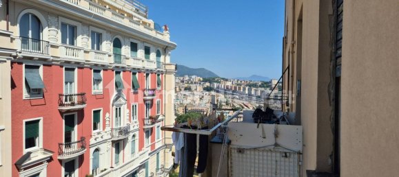 3 Schlafzimmer Wohnung in Genoa, Italy, Nr. 266653 38