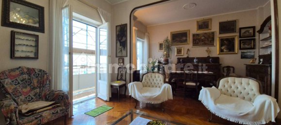 3 Schlafzimmer Wohnung in Genoa, Italy, Nr. 266653 18