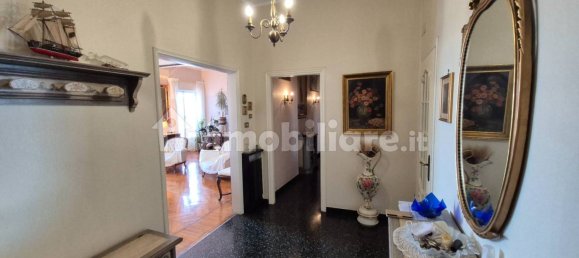 3 Schlafzimmer Wohnung in Genoa, Italy, Nr. 266653 20