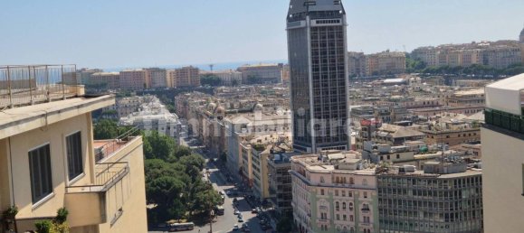 3 Schlafzimmer Wohnung in Genoa, Italy, Nr. 266653 11