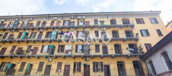 2 bedrooms Apartment in Milan, Italy No. 357808 32