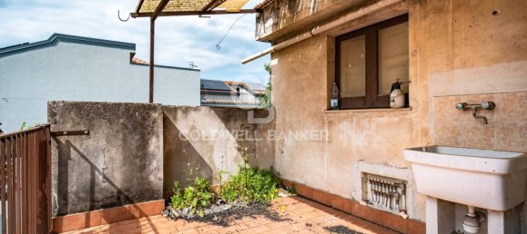 Дом с 8 спальнями в Рипосто, Италия № 272598 10