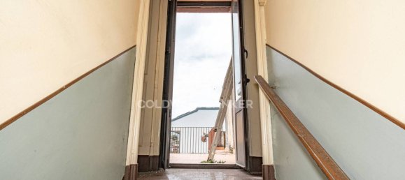 Дом с 8 спальнями в Рипосто, Италия № 272598 6