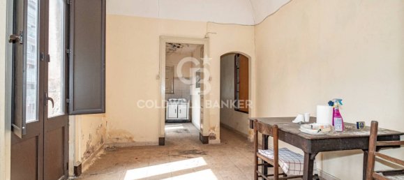 Дом с 8 спальнями в Рипосто, Италия № 272598 19