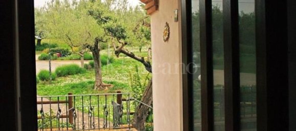 Villa de 15 divisões em Città Sant'Angelo, Italy N.º 161660 26