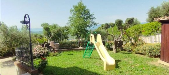 Villa de 15 divisões em Città Sant'Angelo, Italy N.º 161660 29