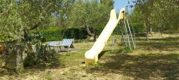 Villa de 15 divisões em Città Sant'Angelo, Italy N.º 161660 24