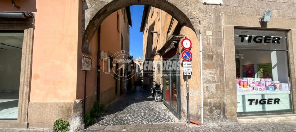 2 rooms Apartment in Viterbo, Italy No. 170007 15