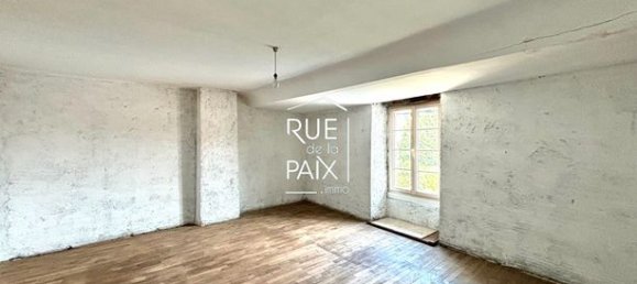 Casa de 3 dormitorios en Parthenay, France No. 300740 9