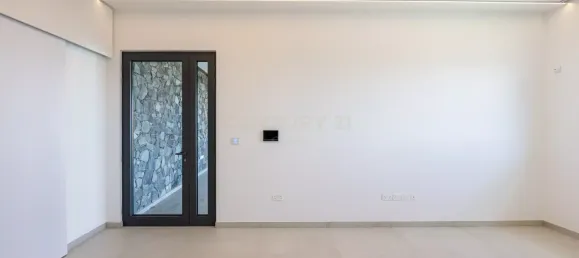 Villa de 4 dormitorios en Mesa Geitonia, Cyprus No. 4452 14