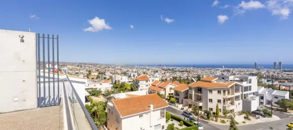 Villa de 4 dormitorios en Mesa Geitonia, Cyprus No. 4452 11