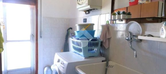 280m² Warehouse in Marmirolo, Italy No. 159055 16